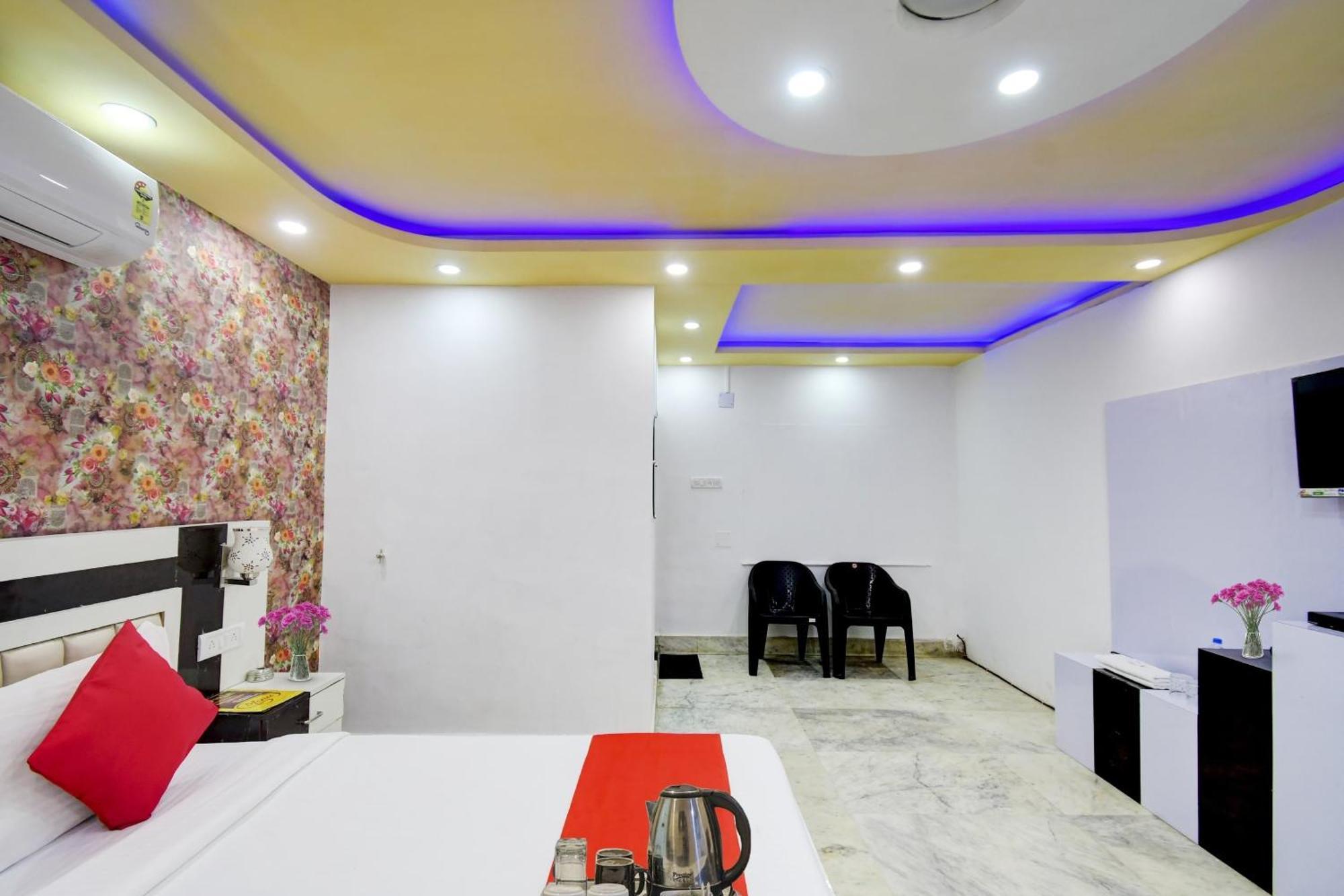Hotel O The Nest Inn Near Acropolis Mall Jādabpur المظهر الخارجي الصورة