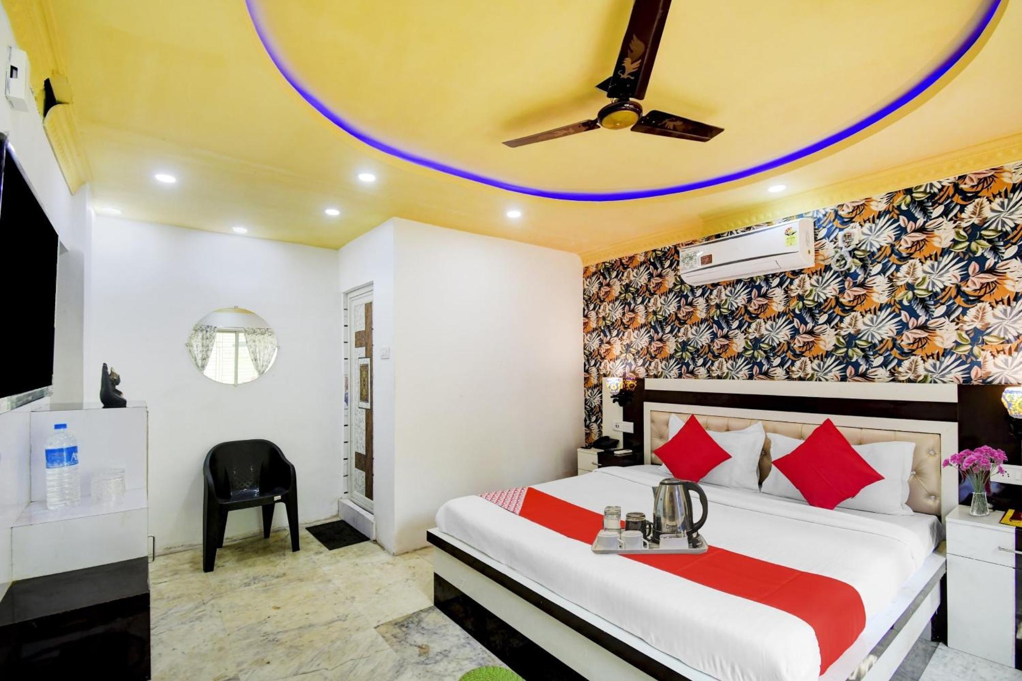 Hotel O The Nest Inn Near Acropolis Mall Jādabpur المظهر الخارجي الصورة